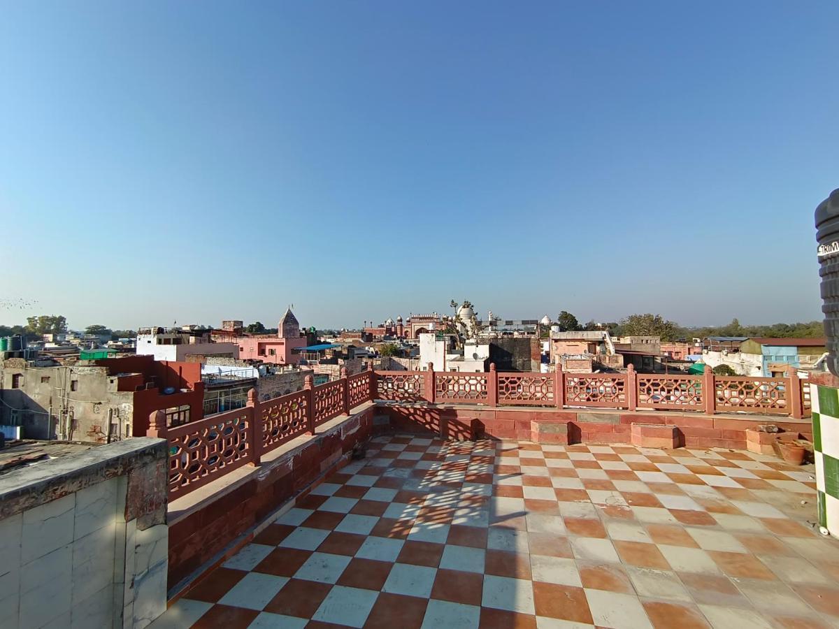 Hotel India Inn Walking Distance From Taj Mahal-- Rooftop Taj Mahal View Agra (Uttar Pradesh) Exterior foto