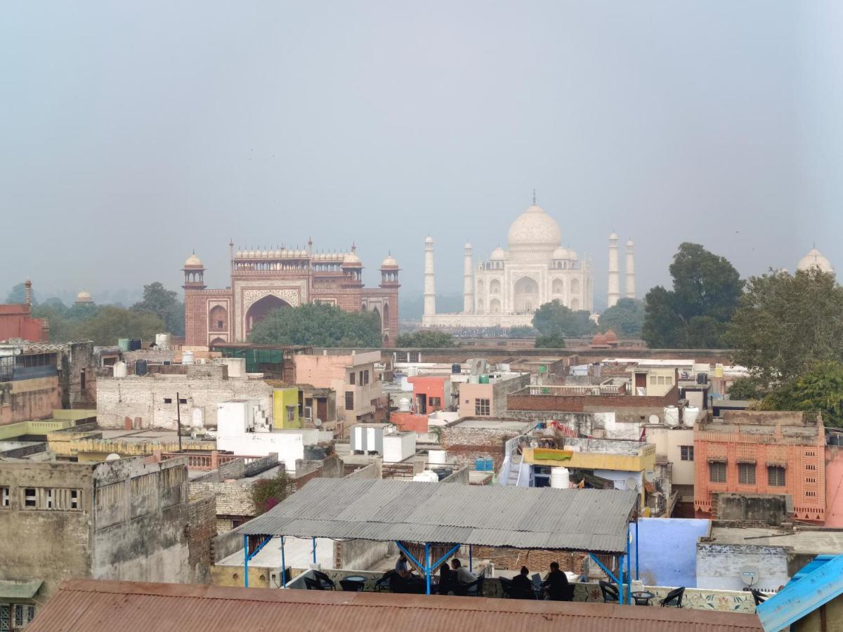 Hotel India Inn Walking Distance From Taj Mahal-- Rooftop Taj Mahal View Agra (Uttar Pradesh) Exterior foto