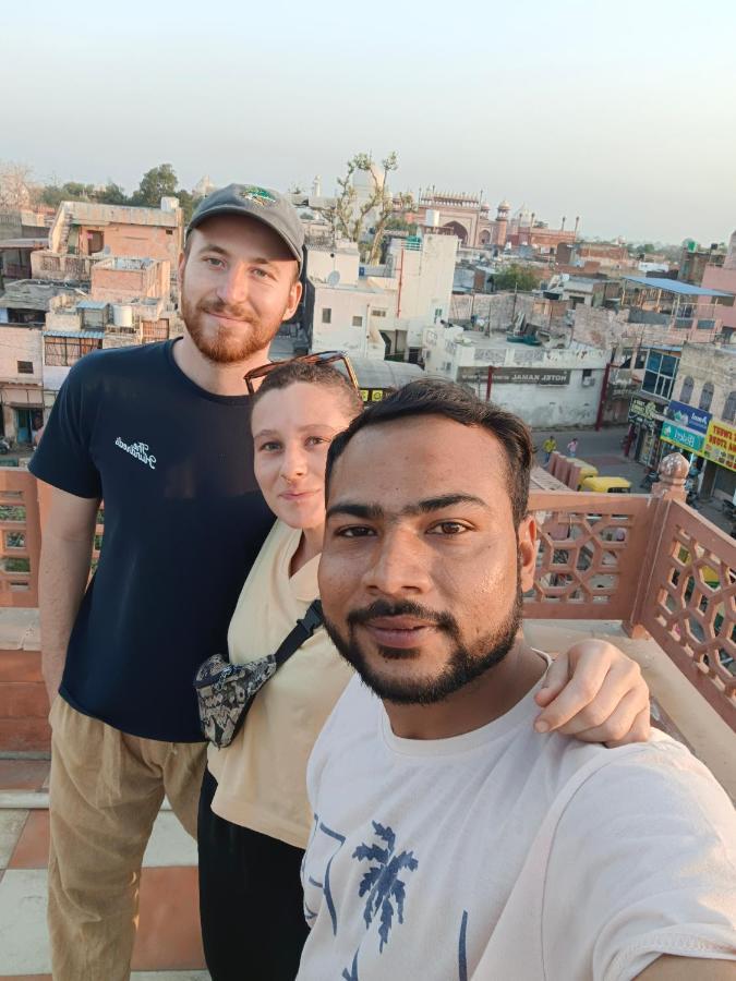 Hotel India Inn Walking Distance From Taj Mahal-- Rooftop Taj Mahal View Agra (Uttar Pradesh) Exterior foto