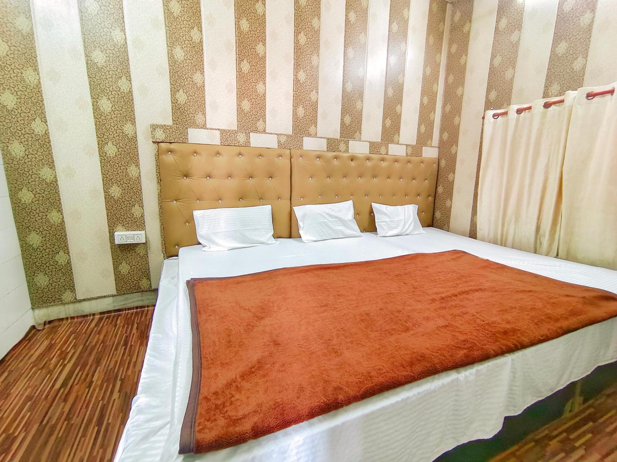 Hotel India Inn Walking Distance From Taj Mahal-- Rooftop Taj Mahal View Agra (Uttar Pradesh) Exterior foto